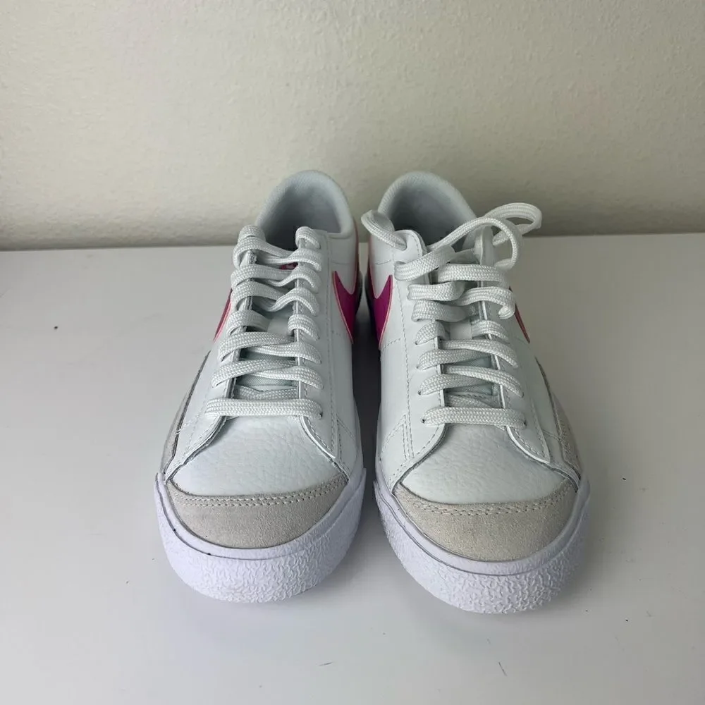 Nike Blazer Low '77 (Big Kid) 7 Y